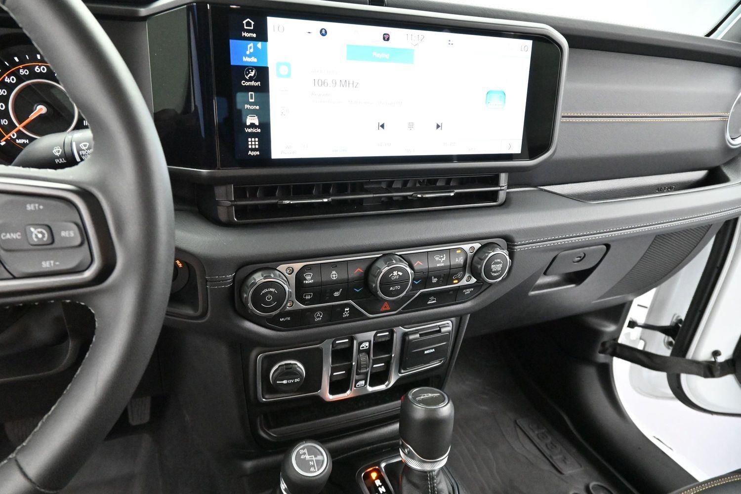 Used 2025 White Jeep High Tide image 17