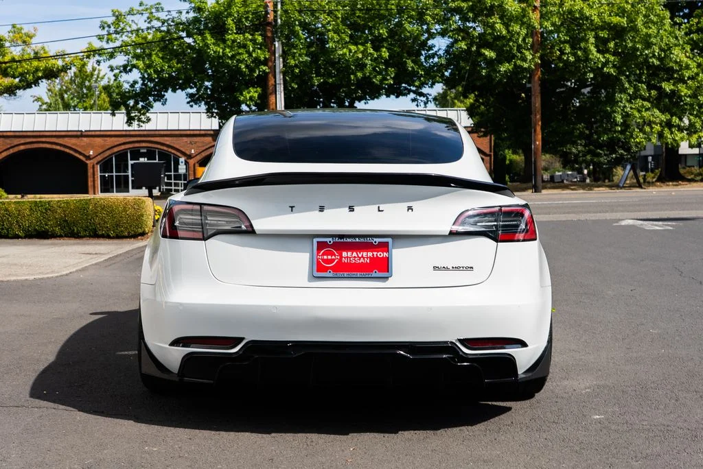 Used 2022 White Tesla Long Range image 5
