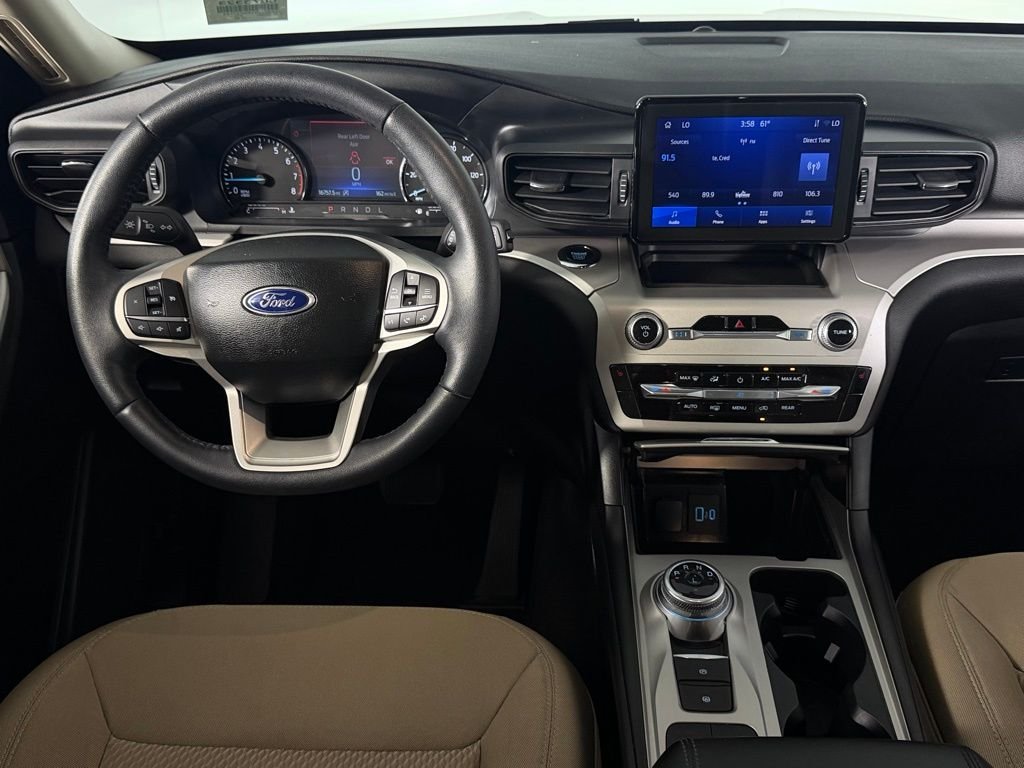 Used 2023 White Ford XLT image 12
