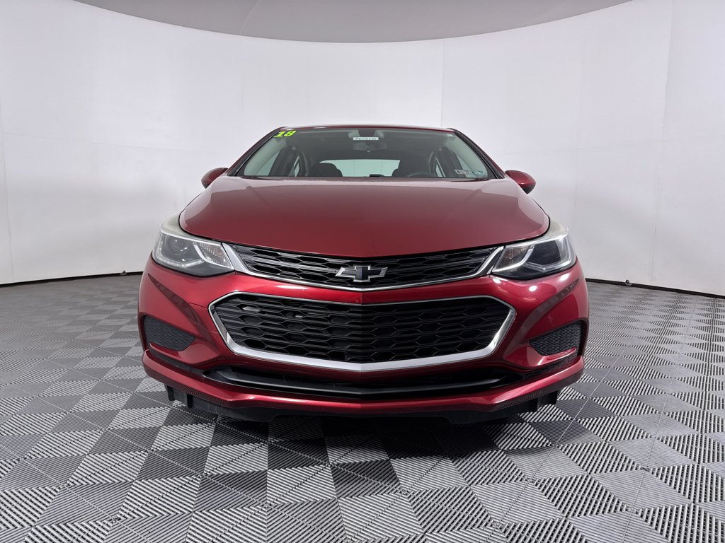 Used 2018 Chevrolet Cruze LT with VIN 1G1BE5SM4J7176817 for sale in Wrightsville, PA