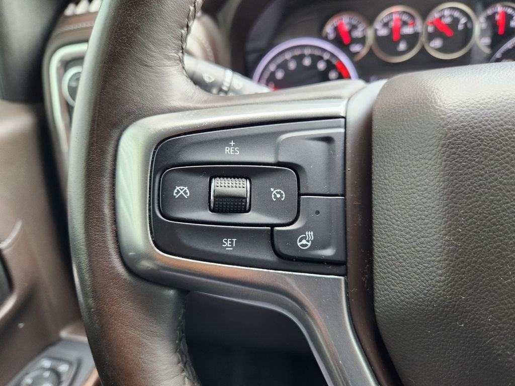 Used 2019 Shadow Gray Metallic Chevrolet RST image 30