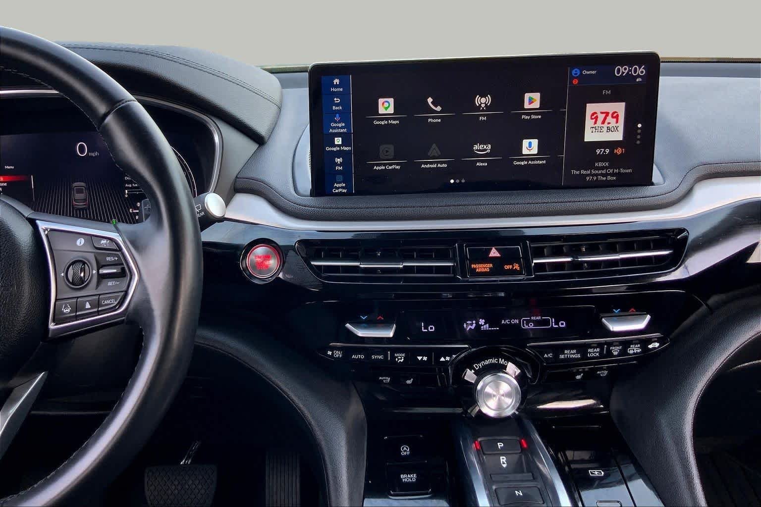 Used 2025 Majestic Black Pearl Acura  image 9