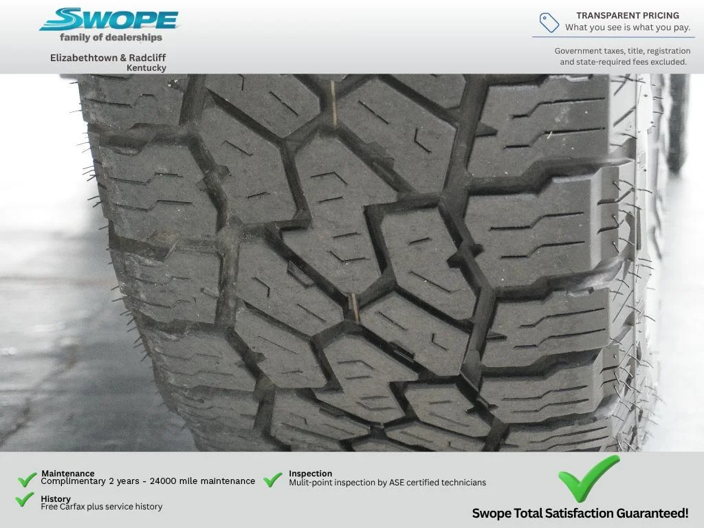 Used 2023 Oxford White Ford LARIAT image 31