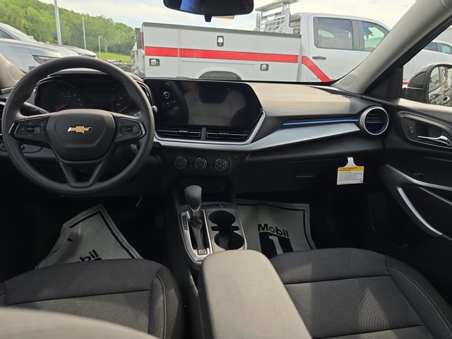 2026 Chevrolet Trax LS - Photo 11