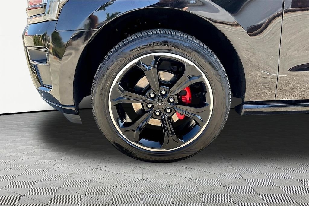 Used 2024 Black Ford Limited image 35