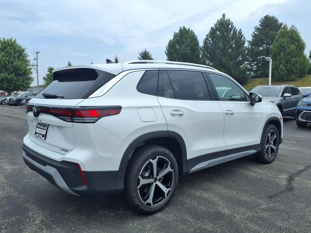 New 2026 Pure White Volkswagen 2.0T SE image 2