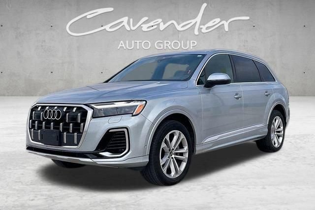 2025 Audi Q7 55 Premium Plus quattro Tiptronic's photo