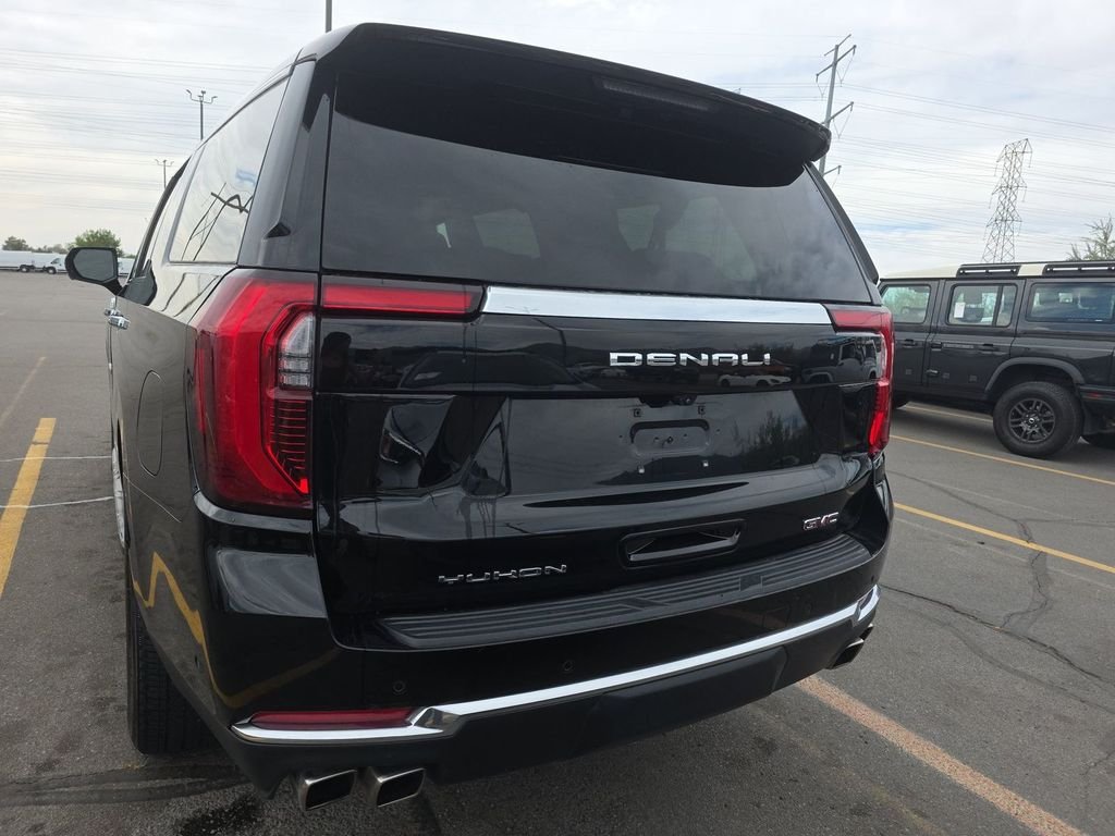 Used 2025 Black GMC Denali image 3