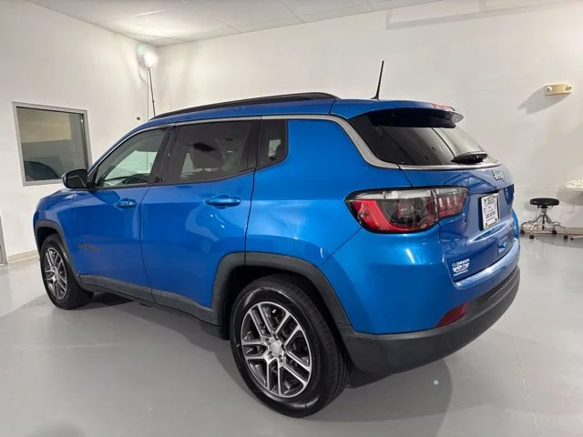 Used 2020 Blue Jeep Latitude image 5