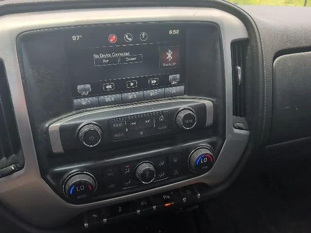 Used 2014 White GMC SLE image 13