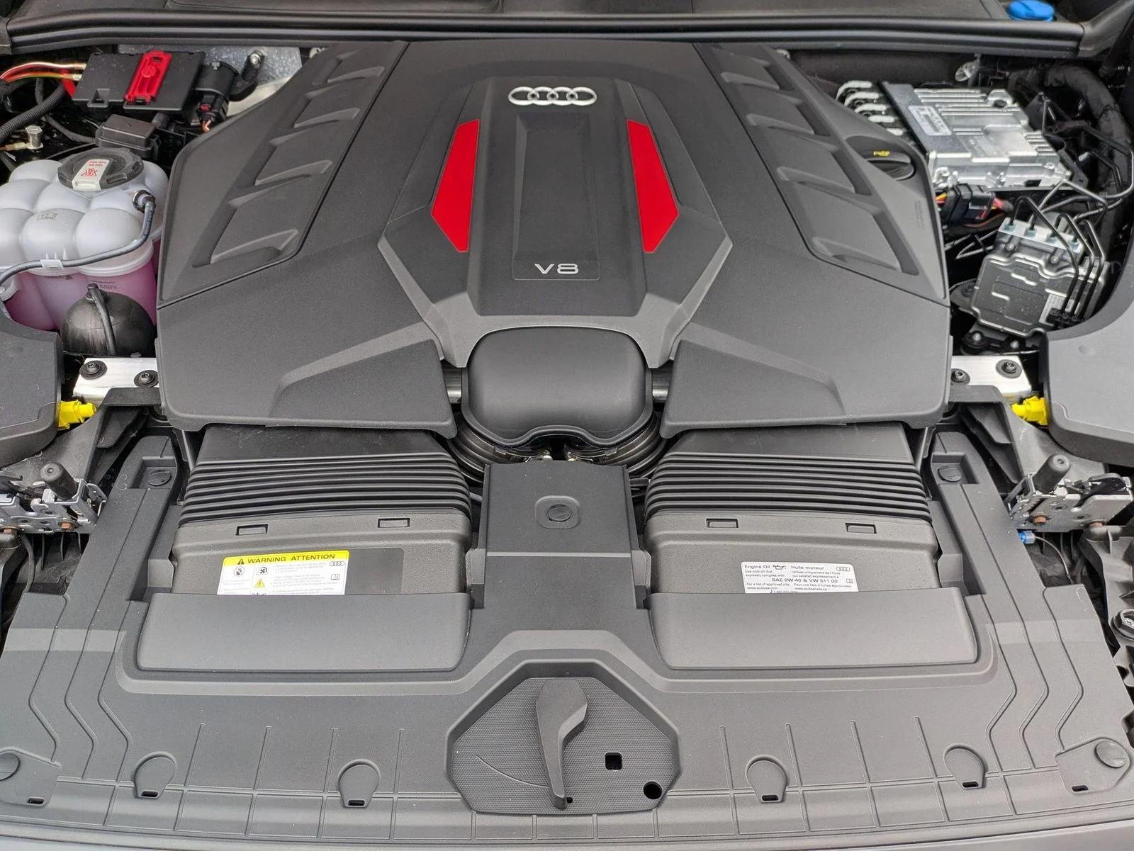 New 2026 Black Audi 4.0T Premium Plus image 12