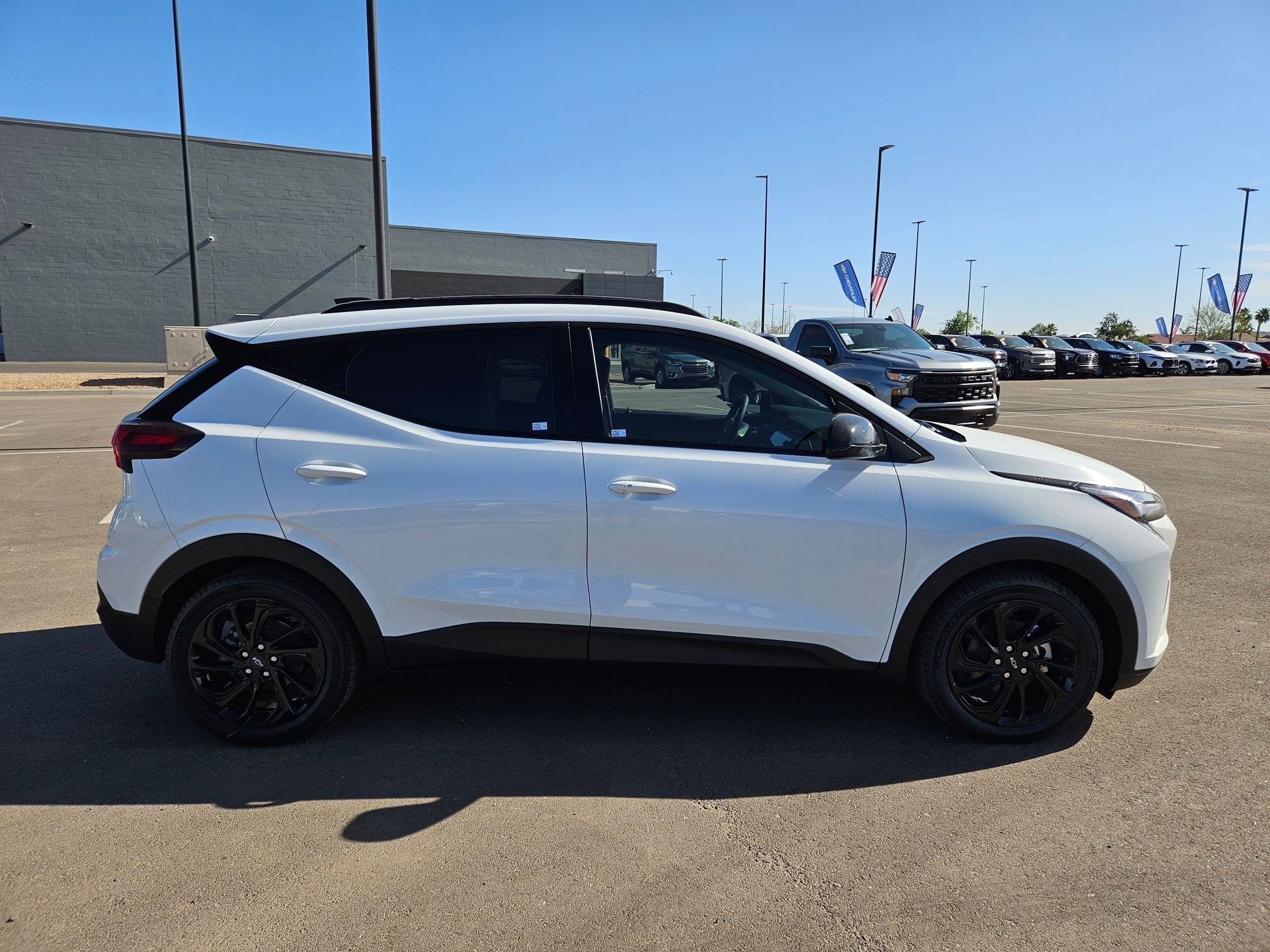 New 2027 Summit White Chevrolet RS image 9