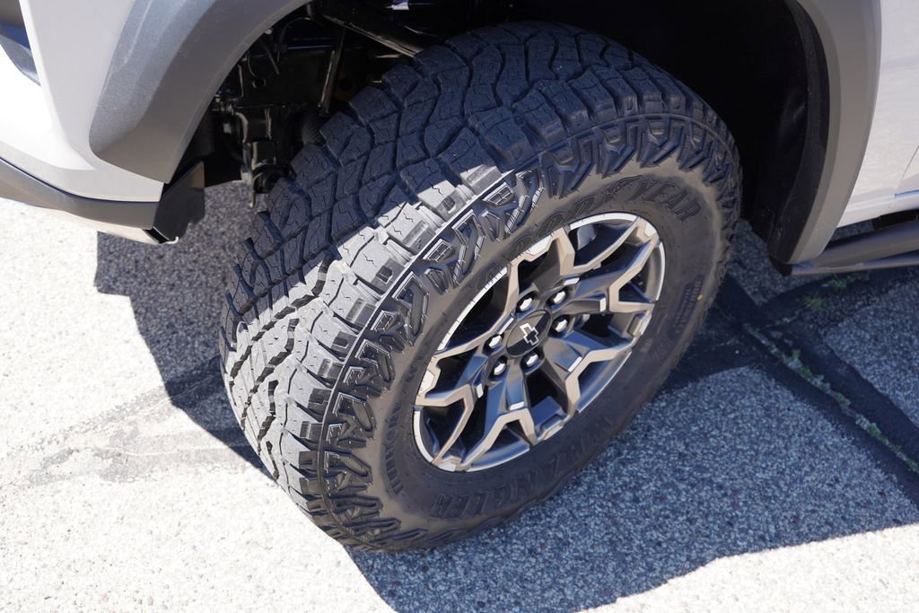 2026 Chevrolet Colorado ZR2 - Photo 9