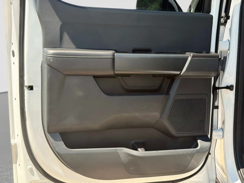 Used 2023 Oxford White Ford XL image 13