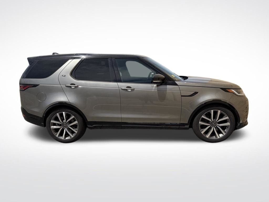Certified Used 2025 Silver Land Rover Dynamic SE image 5