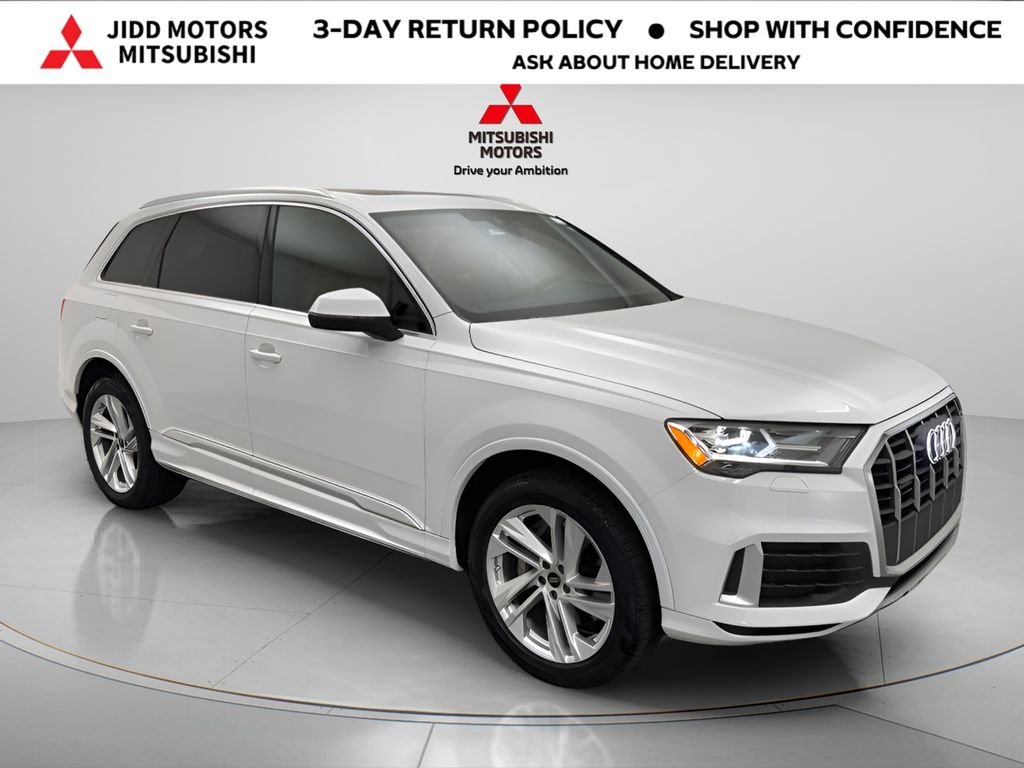 Used 2023 Glacier White Audi 45 Premium image 3