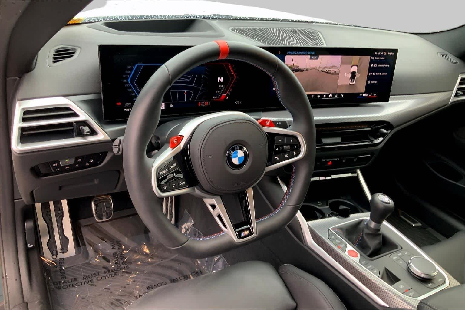 Used 2025 Alpine White BMW  image 6