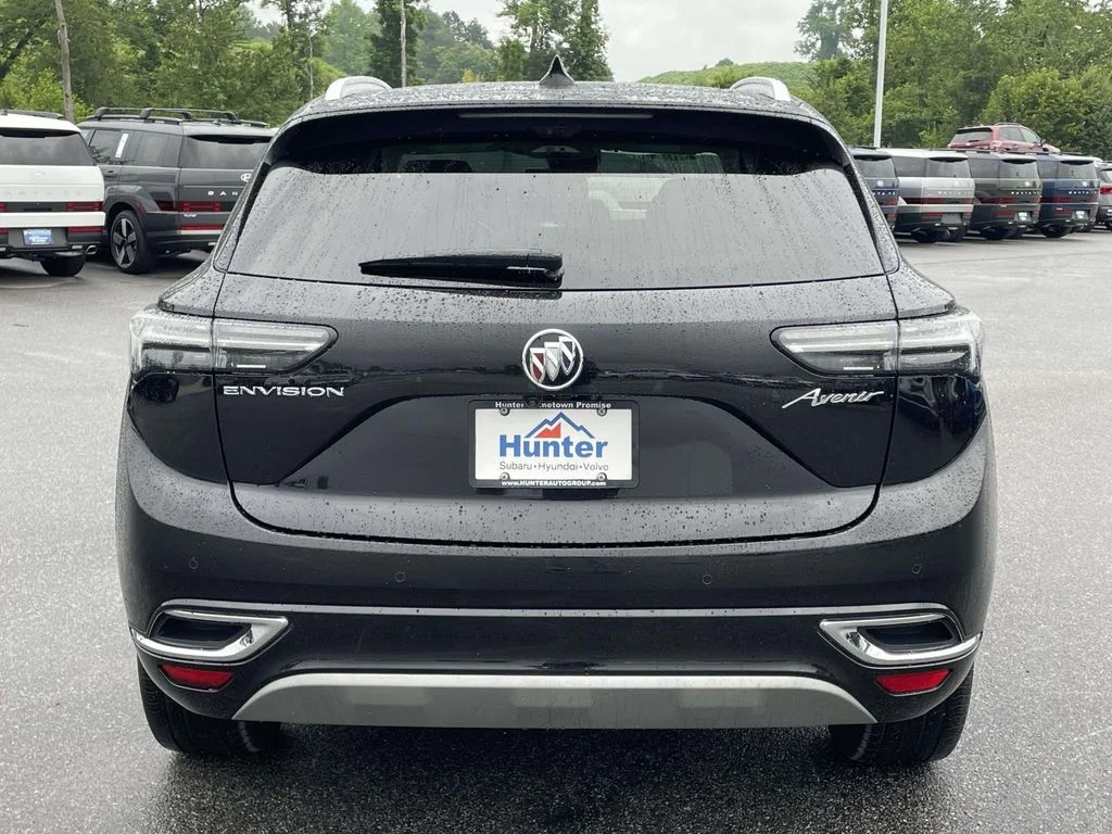 Used 2023 Ebony Twilight Metallic Buick Avenir image 28