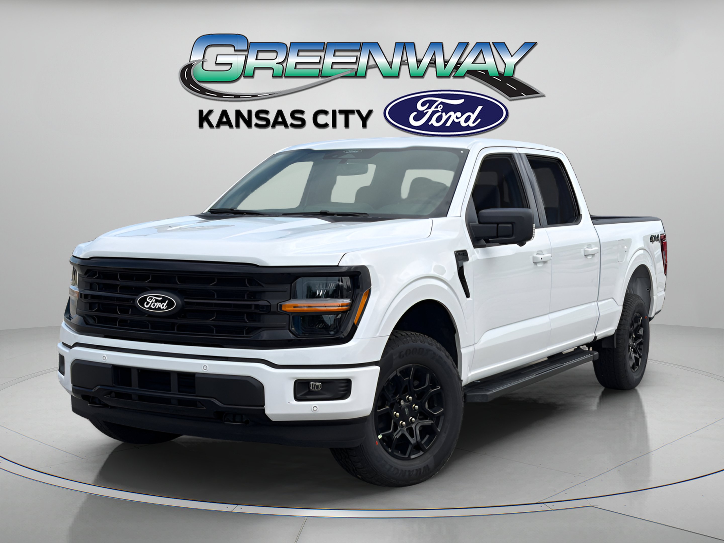 New 2026 Oxford White Ford XLT image 3