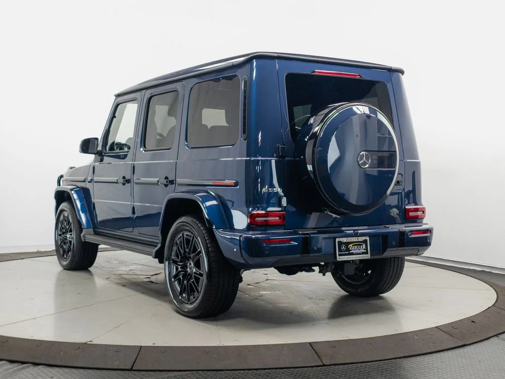 Used 2025 Twilight Blue Metallic Mercedes-Benz G 550 image 29