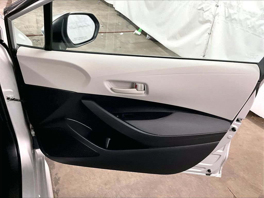 Used 2023 Silver Toyota LE image 12