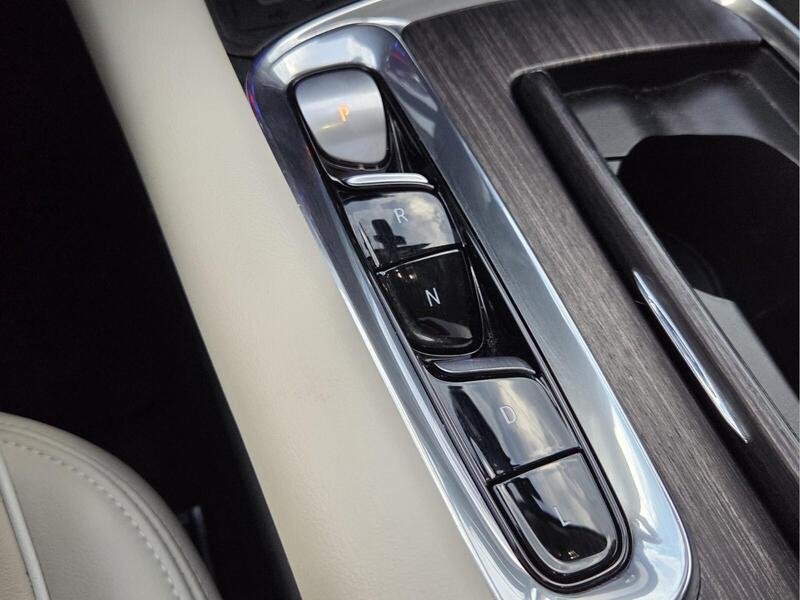Used 2023 Blue Metallic BUICK FWD 4DR AVENIR image 25