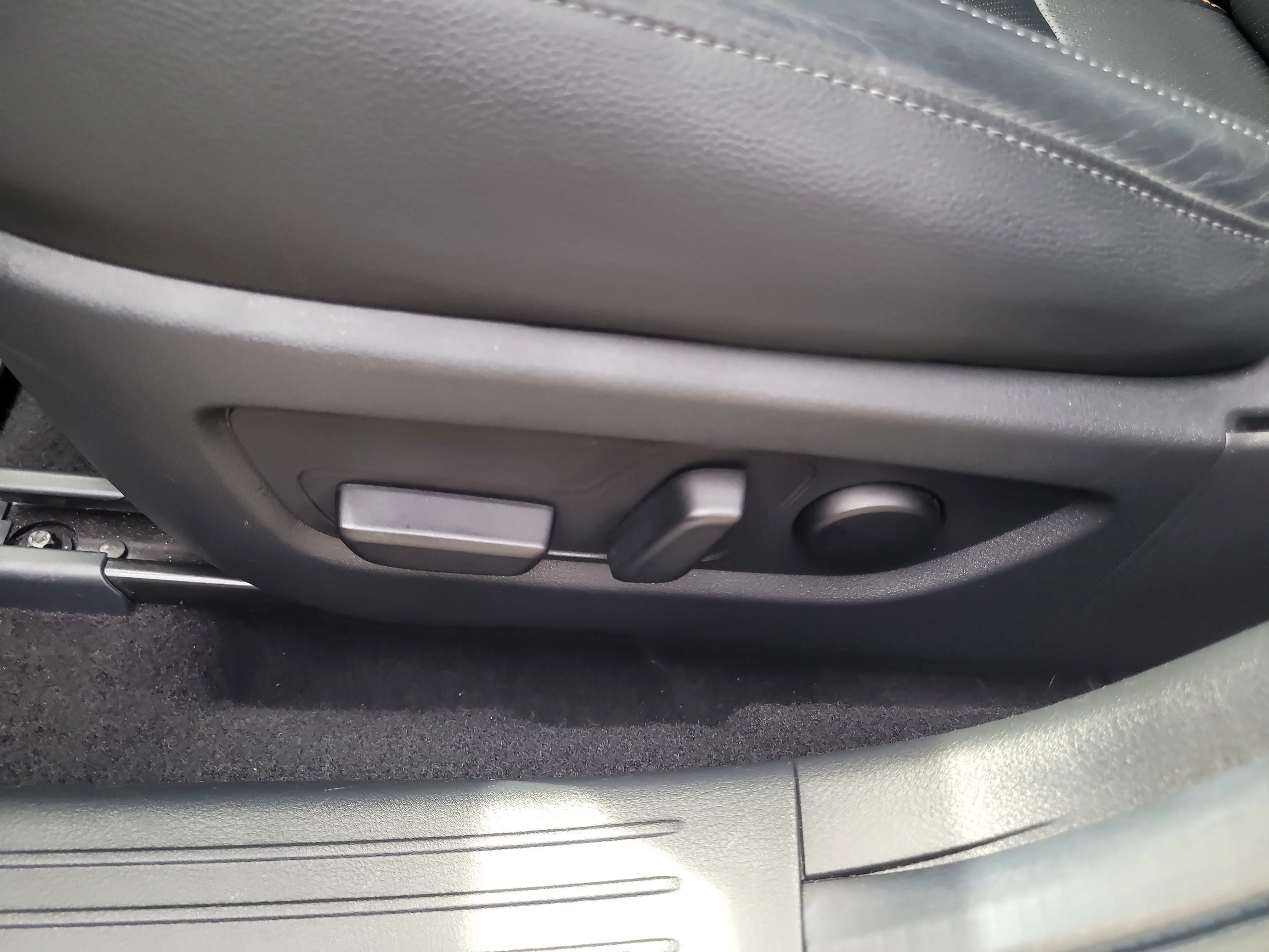 Used 2024 Polymetal Gray Metallic Mazda 2.5 S Premium Plus Package image 21