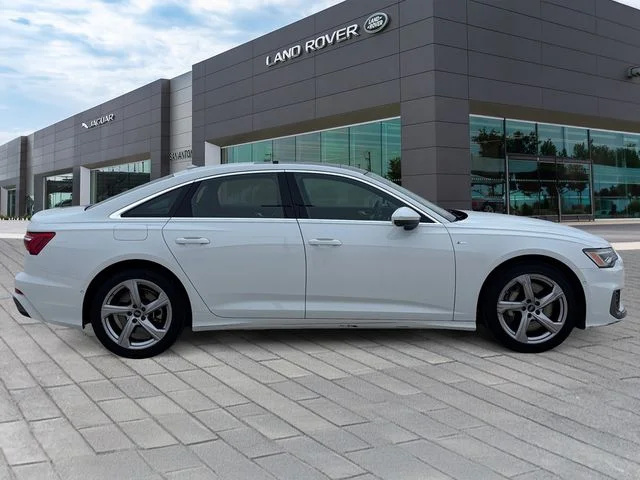 Used 2024 Gray Audi  image 7