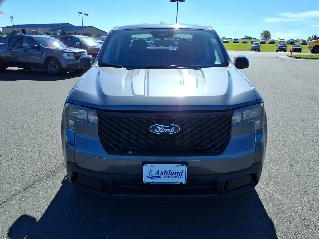 New 2026 Carbonized Gray Metallic Ford XLT image 2
