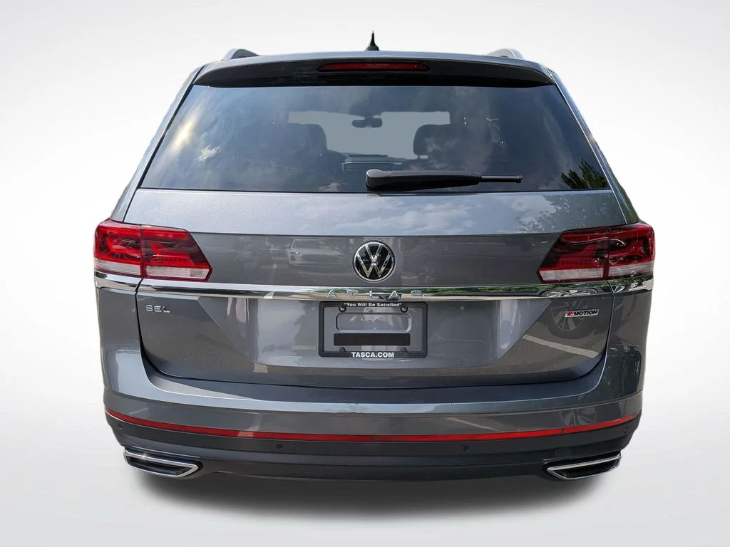 Used 2022  Volkswagen 2.0T SEL image 4