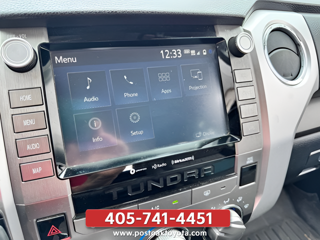 Used 2020 White Toyota SR5 image 27