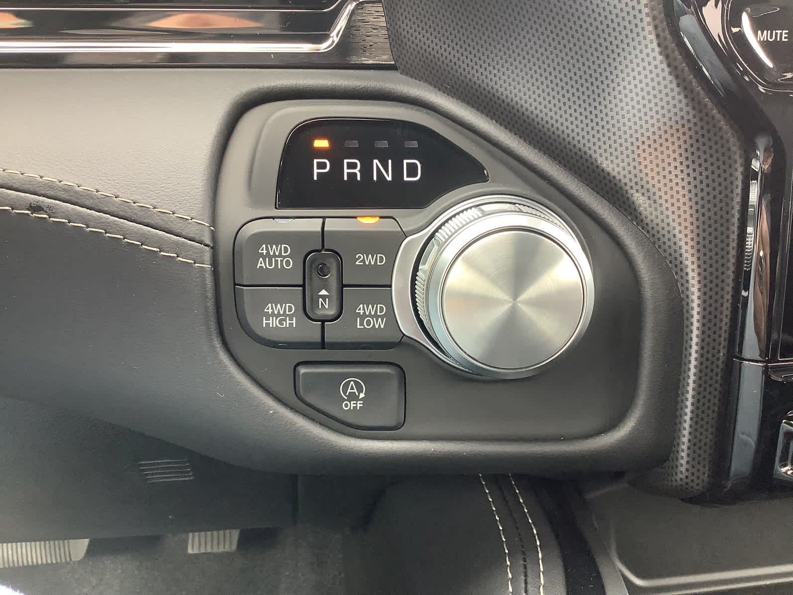 2026 RAM 1500 Limited - Photo 32
