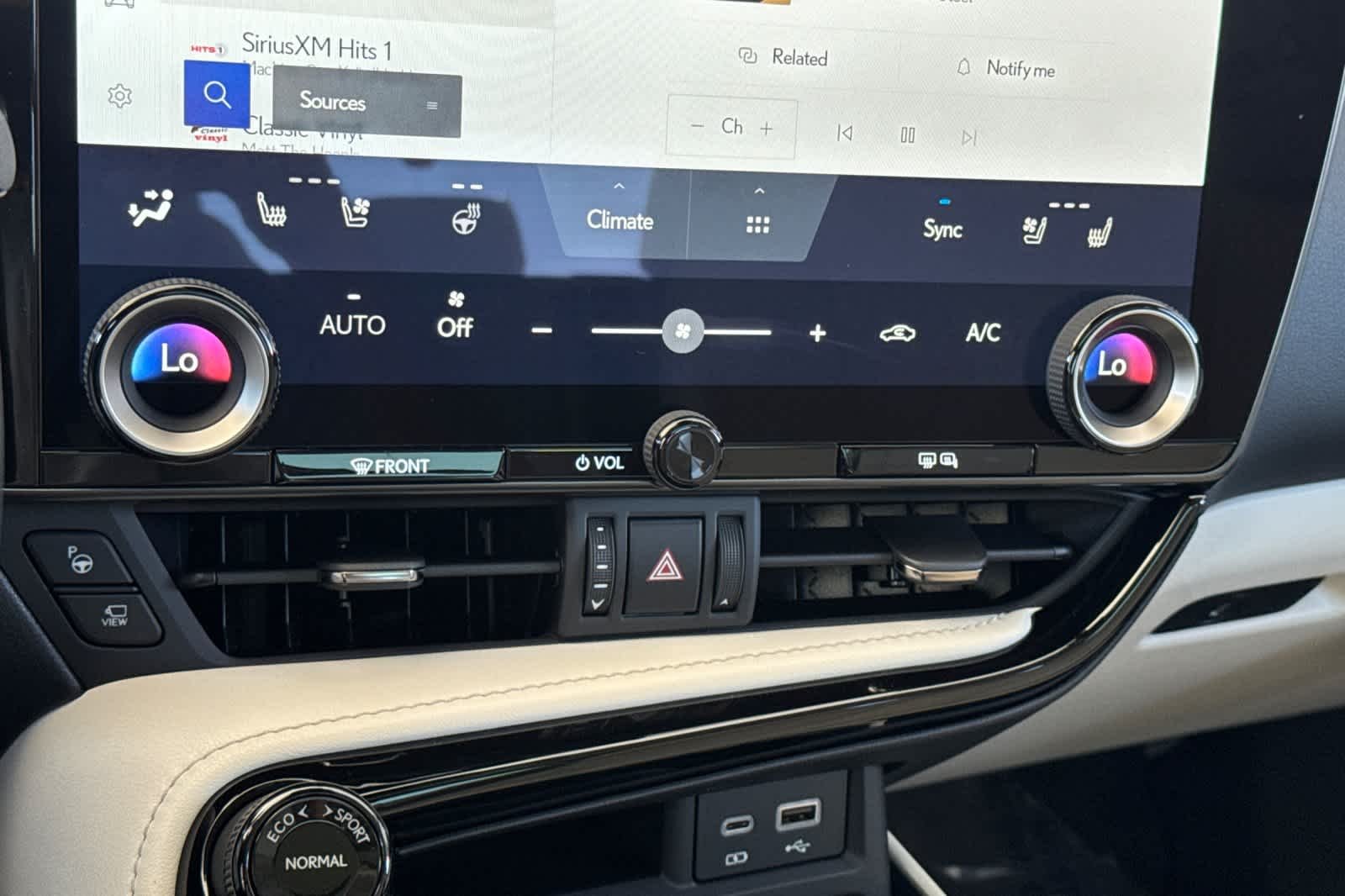 New 2026 Ultra White Lexus NX 450h+ LUXURY AWD image 22
