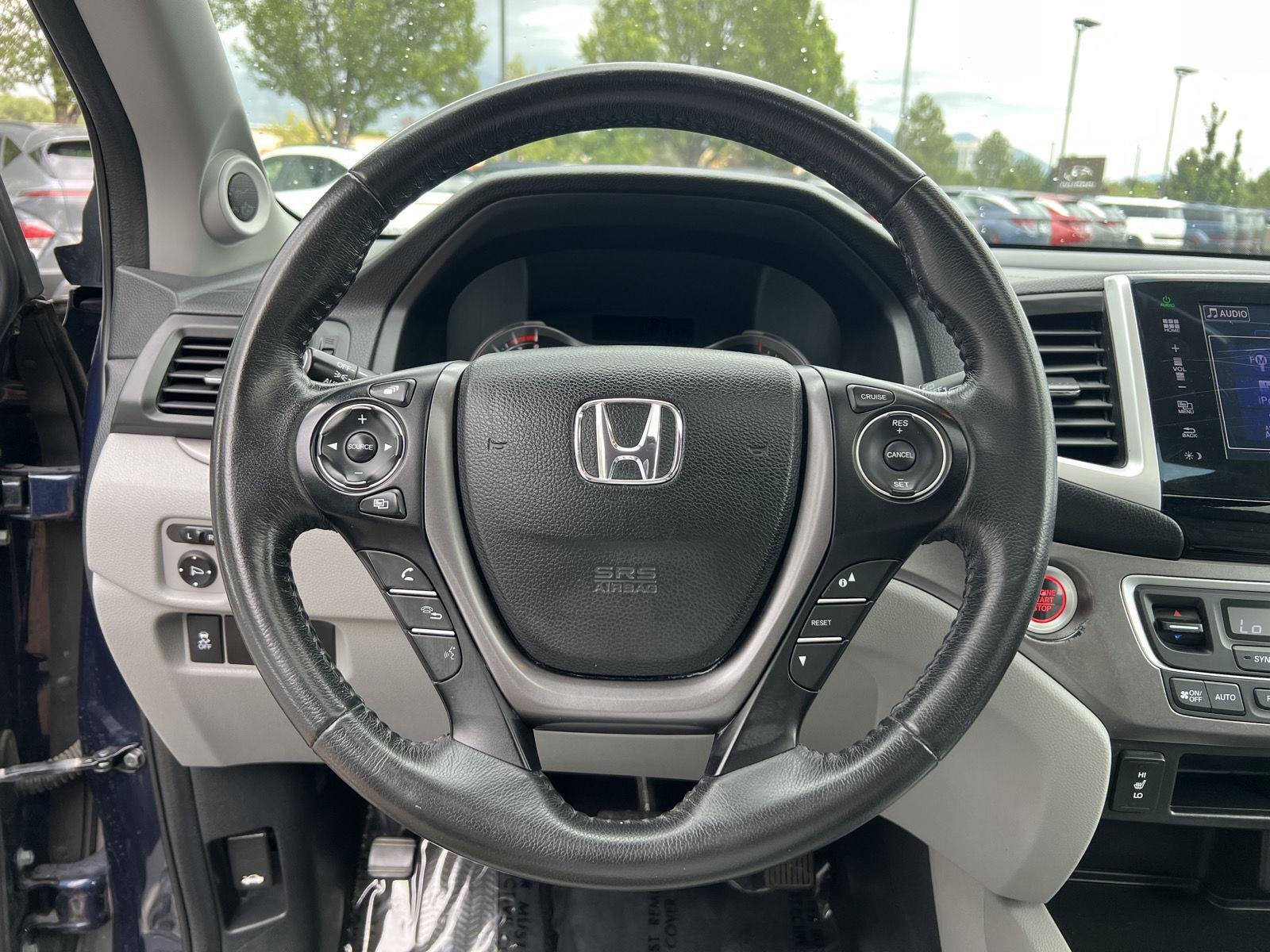 Used 2016 Blue Honda EX-L image 36