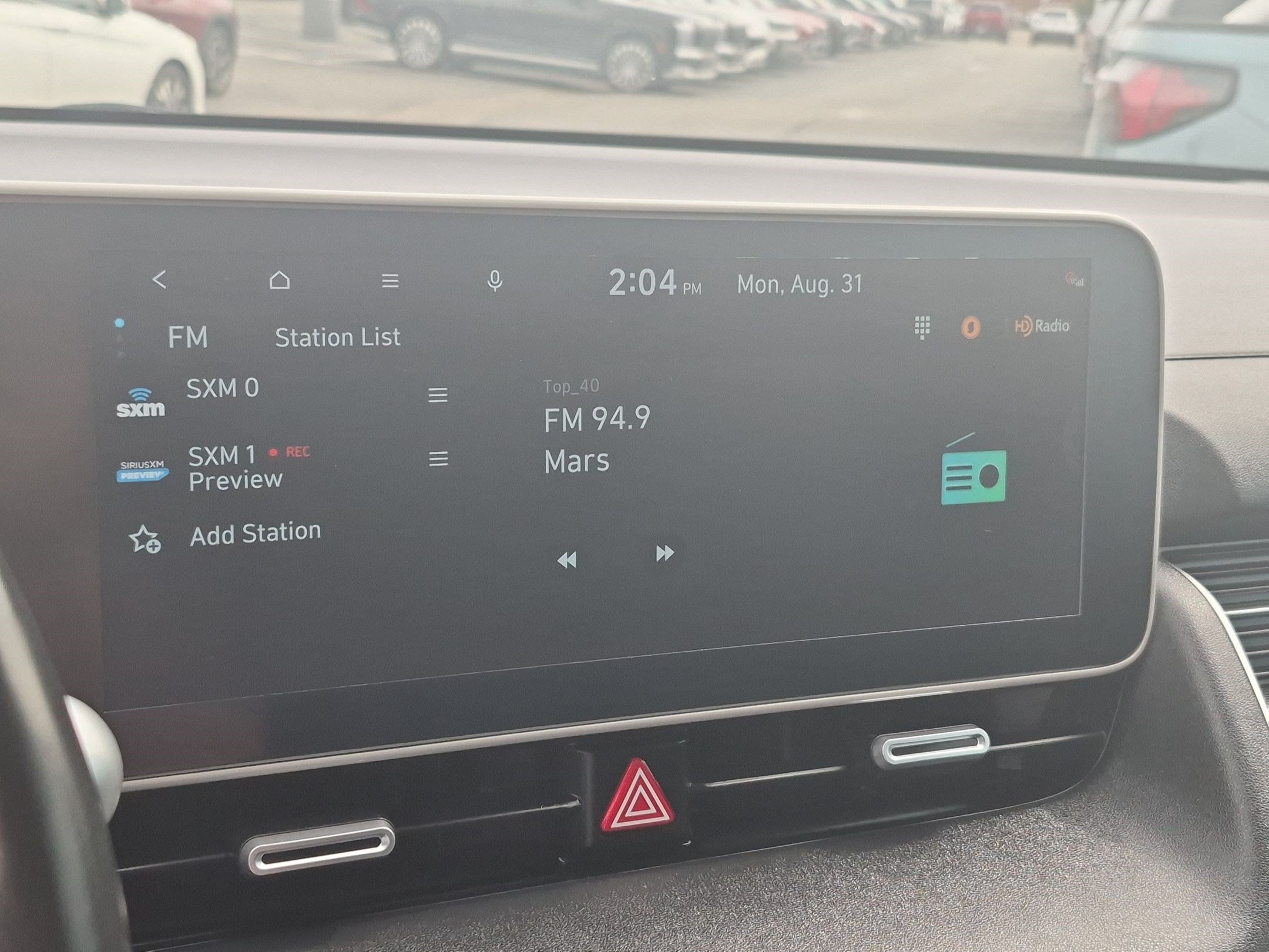 Certified Used 2023 Gravity Gold (Matte Gold) Hyundai SEL image 22