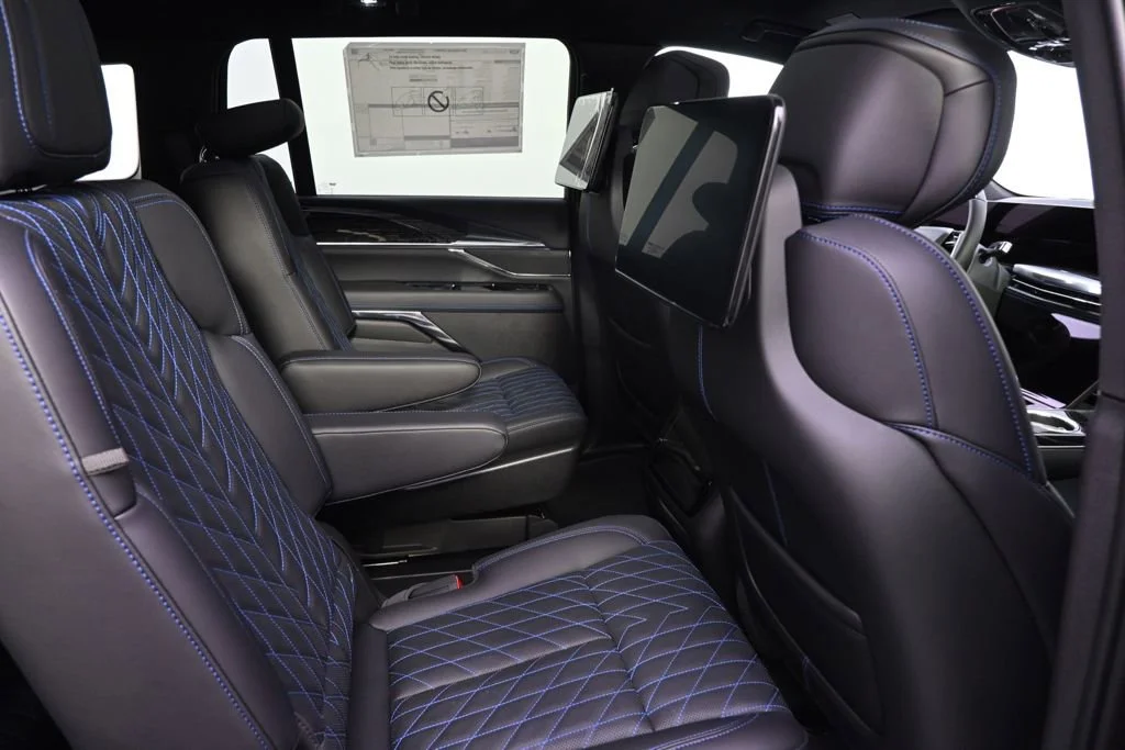 2025 Cadillac Escalade IQ Sport 1 - Photo 18