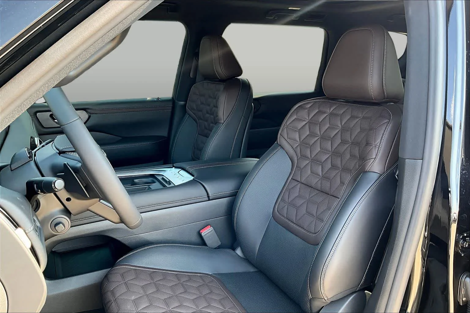 2025 Nissan Armada Platinum Reserve - Photo 9