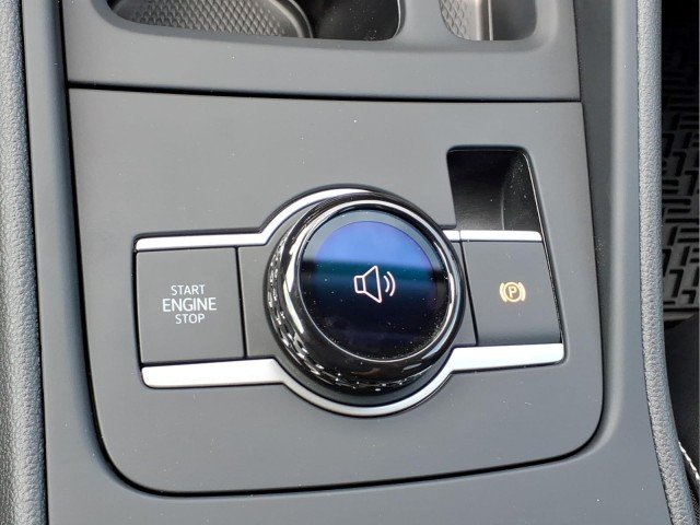 New 2026 Deep Black Pearl Volkswagen SE 4Motion image 18