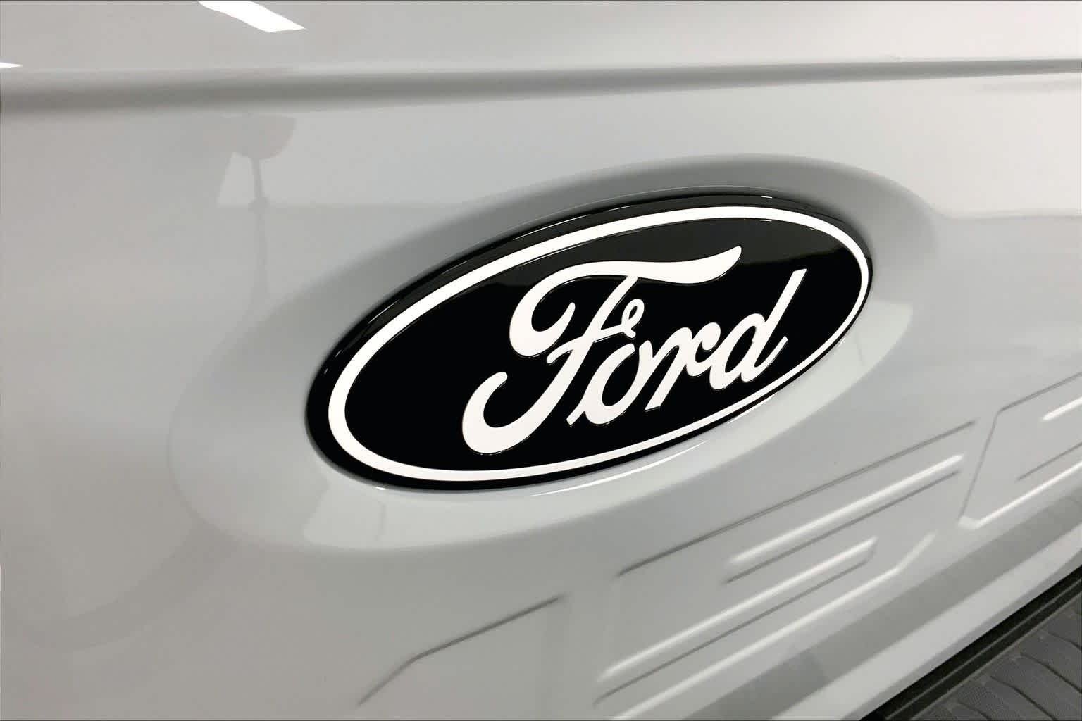 New 2026 Avalanche Ford XLT image 12