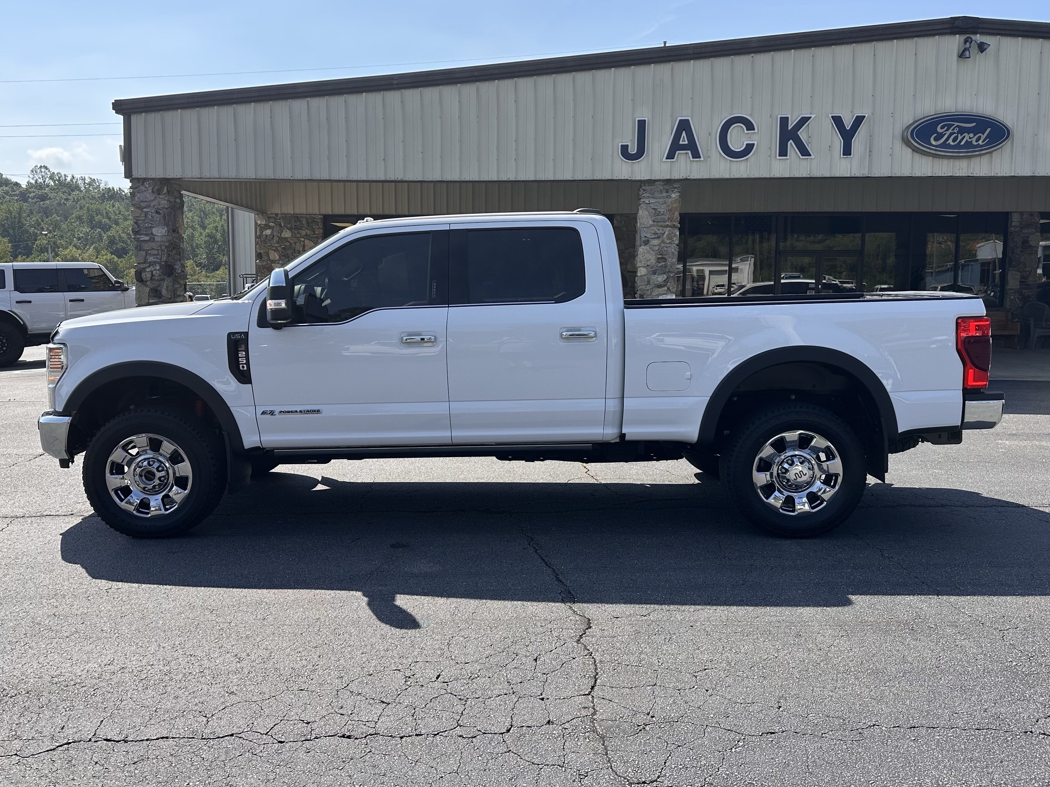 Used 2022 White Ford King Ranch image 1