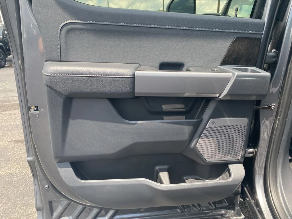 New 2026 Carbonized Gray Metallic Ford F-250® Lariat® image 35