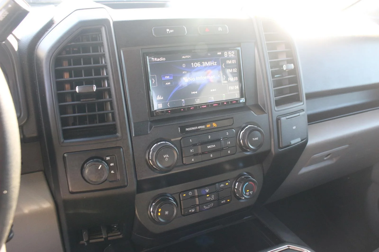 Used 2020 Grey Ford XL image 22
