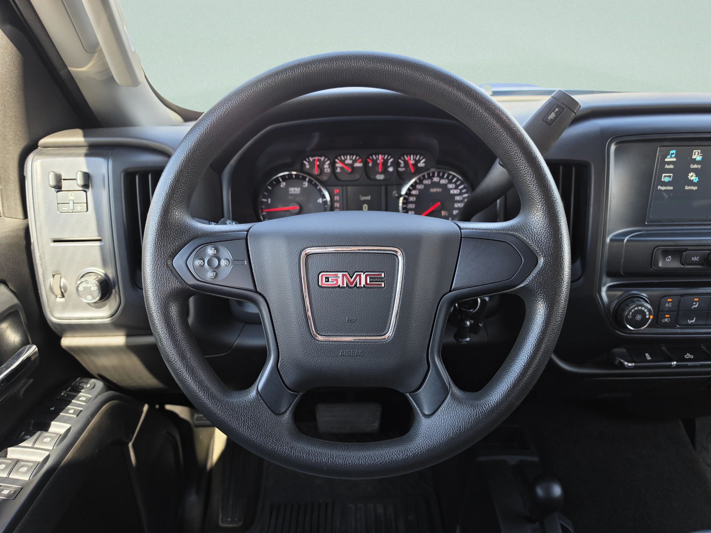 Used 2018 Stone Blue Metallic GMC Base image 19
