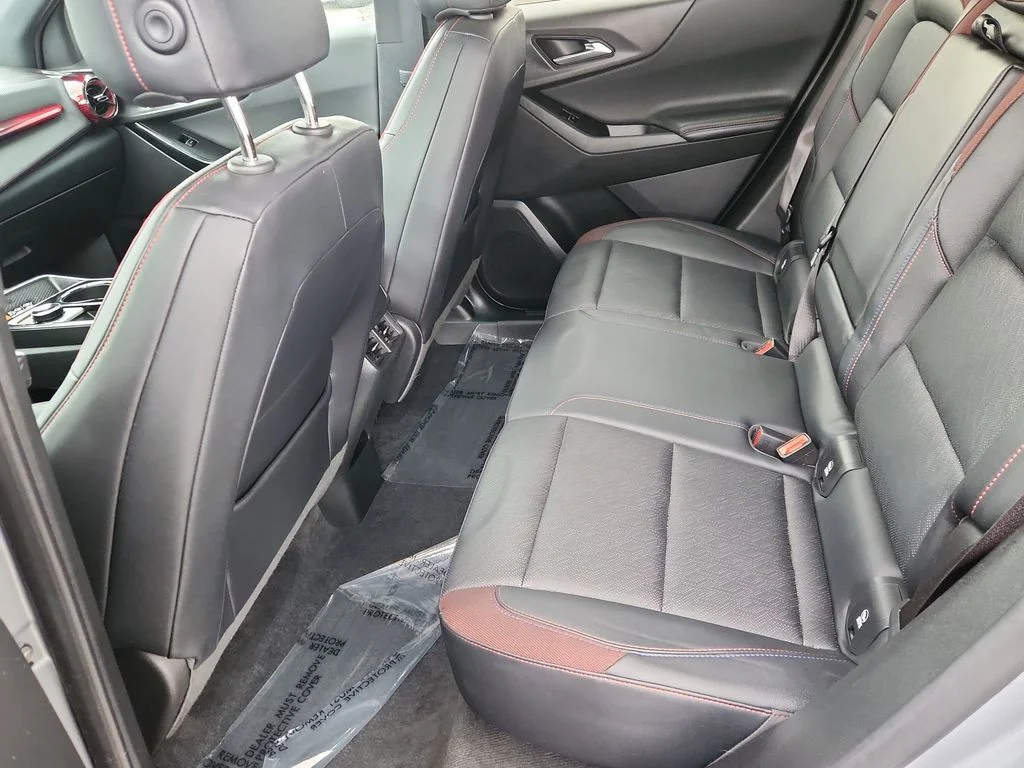 Used 2025 Gray Chevrolet RS image 9