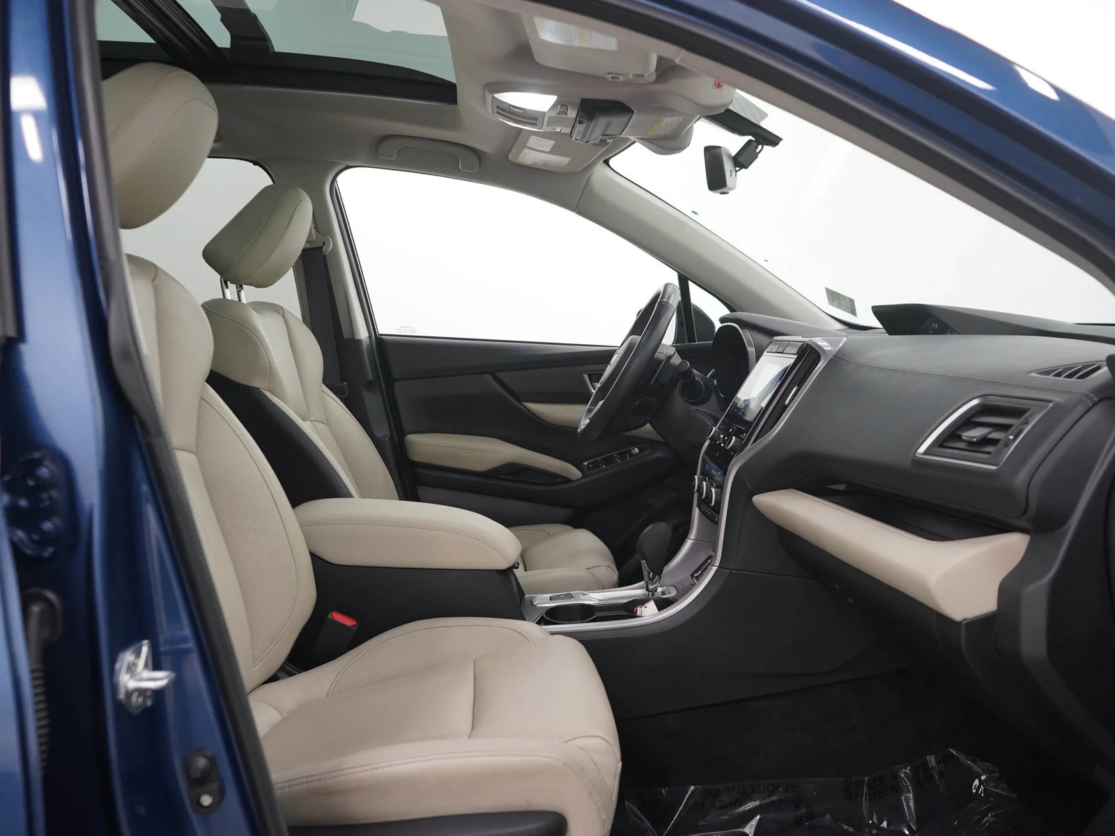 Used 2022 Abyss Blue Pearl Subaru Limited image 13
