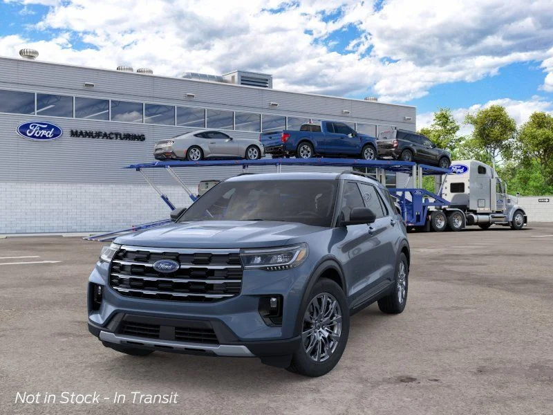 New 2026 Vapor Blue Metallic Ford Active image 3