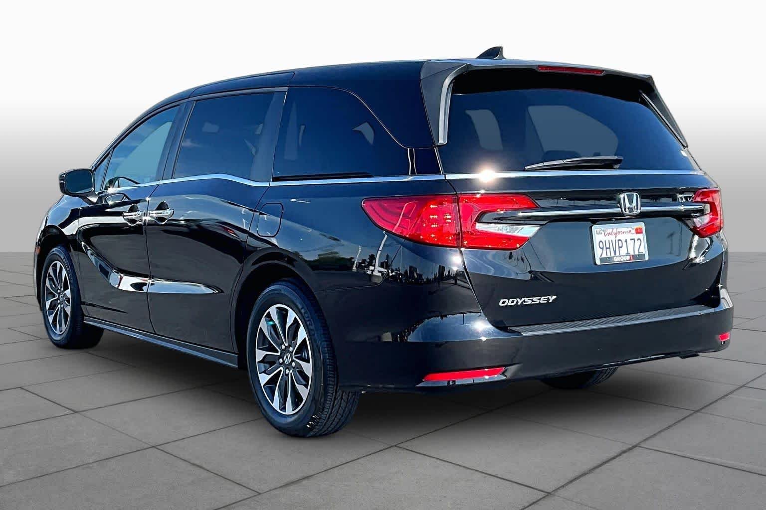 2023 Honda Odyssey EX-L - Photo 11