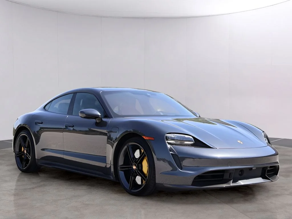 Used 2021 Volcano Grey Metallic Porsche Turbo S image 11