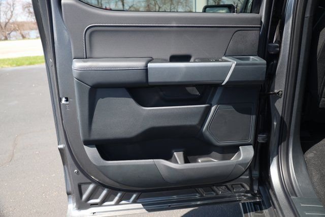 2025 Ford F-150 XLT - Photo 22