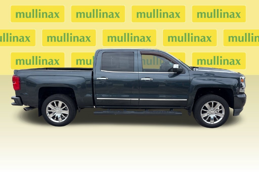 Used 2018 Gray Chevrolet High Country image 2